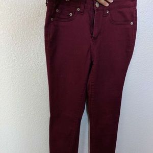 Burgundy Aéropostale skinny jeans